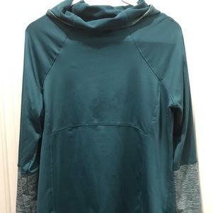 Women’s Shirt Size L